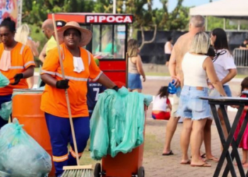 O Carnaval 2026 em Rio das Ostras reuniu milhares de foliões com segurança, saúde e limpeza garantidas. Blocos, CarnaJazz e praias tiveram atuação integrada das autoridades e serviços públicos.