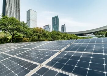 Nova técnica chinesa usa energia solar para transformar CO2 em componentes da gasolina.