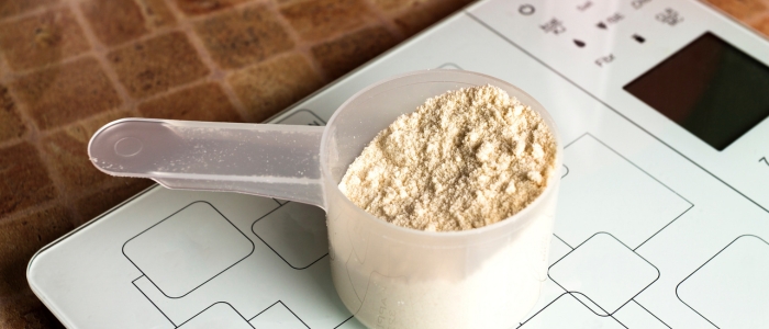 Anvisa proíbe venda de suplementos, energéticos e mix de frutas após identificar irregularidades e promessas terapêuticas indevidas.