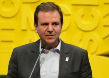 Eduardo Paes confirma que deixará a Prefeitura do Rio em 20 de março para concorrer ao governo do Estado nas eleições de 2026.