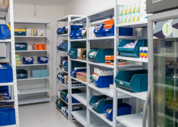 Macaé atualiza REMUME 2026, definindo estimativa de consumo de medicamentos para garantir gestão eficiente, planejamento e assistência farmacêutica à população.