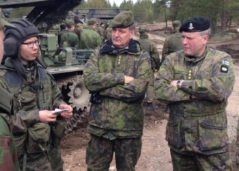 OTAN reforça defesa após movimentações militares russas