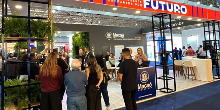 Macaé Energy 2026 começa com foco em negócios, inovação e fortalecimento do setor energético no Brasil