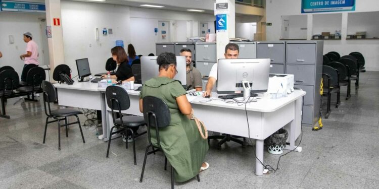 Ação oferece atendimentos clínicos e especializados