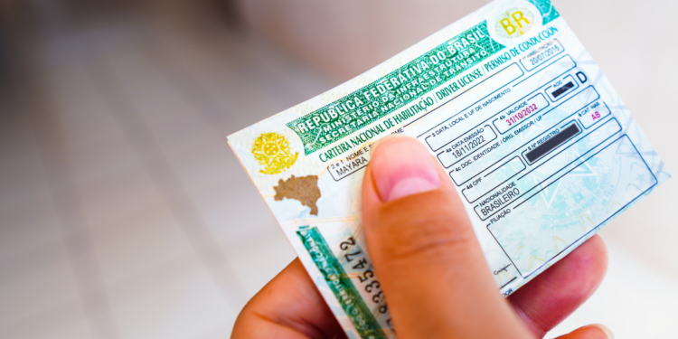CNH digital ultrapassa 584 mil emissões em todo o Brasil
