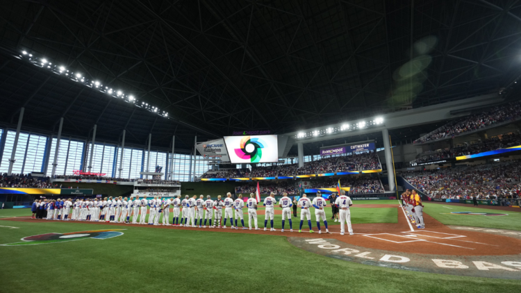 Venezuela surpreende EUA e conquista Mundial de Beisebol em final histórica