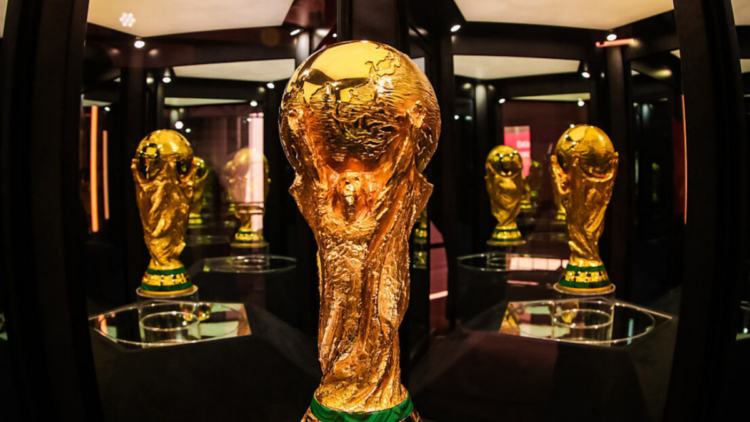 FIFA mantém jogos do Irã nos EUA na Copa 2026 e rejeita pedido de transferência para o México em meio à crise no Oriente Médio.