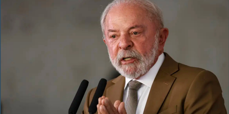 Governo zera impostos e cria subsídio ao diesel para frear impacto da alta do petróleo.