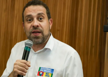 Governo reage à disparada do diesel e ameaça punir postos por aumentos considerados abusivos