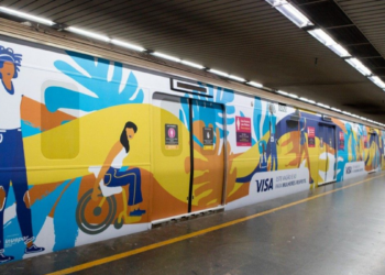 Projeto aprovado pela Alerj determina que vagões exclusivos para mulheres funcionem 24 horas em metrôs e trens do Rio. Proposta aguarda sanção do governador.