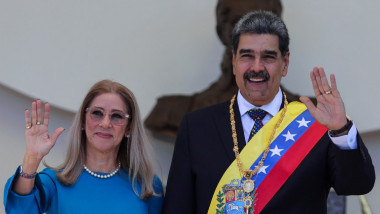 Maduro envia mensagem da prisão e pede união nacional. Situação gera repercussão global.