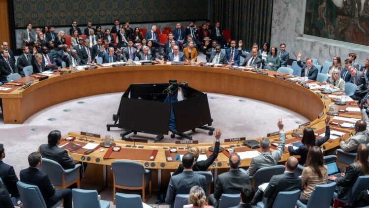 Conselho de Segurança da ONU exige que Irã interrompa ataques contra países do Golfo.