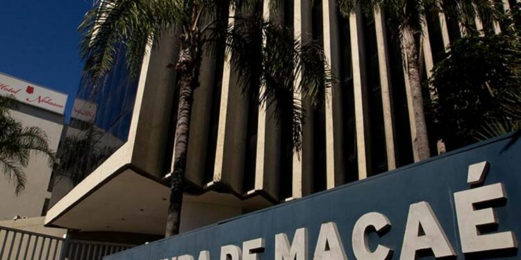 Prefeitura de Macaé realiza 9ª convocação para programa de estágio remunerado.