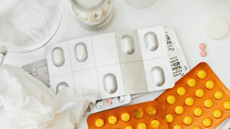 Medicamentos podem ter reajuste de até 3,81% em abril.