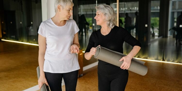 Estudo mostra que melhorar saúde cardíaca não reduziu risco cognitivo ligado ao Alzheimer.