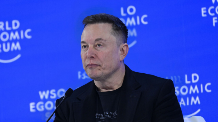 Musk não comparece a audiência sobre X e Grok.