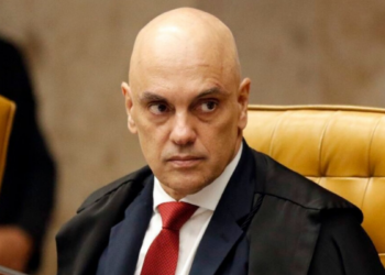 Contador é preso no Rio de Janeiro por divulgar dados sigilosos de ministros do STF e outras autoridades. Prisão faz parte da operação Dataleaks da Polícia Federal.