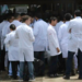 O concurso HU Brasil terá prova objetiva neste domingo (29) para 96 especialidades médicas. Candidatos devem chegar com antecedência e portar documento de identidade, cartão de convocação e caneta.