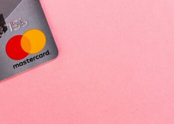 Colapso do Banco Master gera prejuízo milionário para a Mastercard.