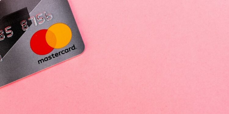 Colapso do Banco Master gera prejuízo milionário para a Mastercard.