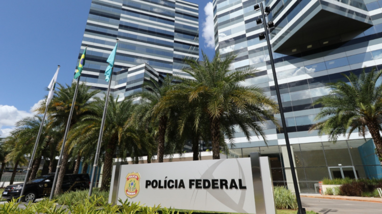 Daniel Vorcaro assina termo de confidencialidade e inicia processo que pode resultar em delação premiada no Brasil.