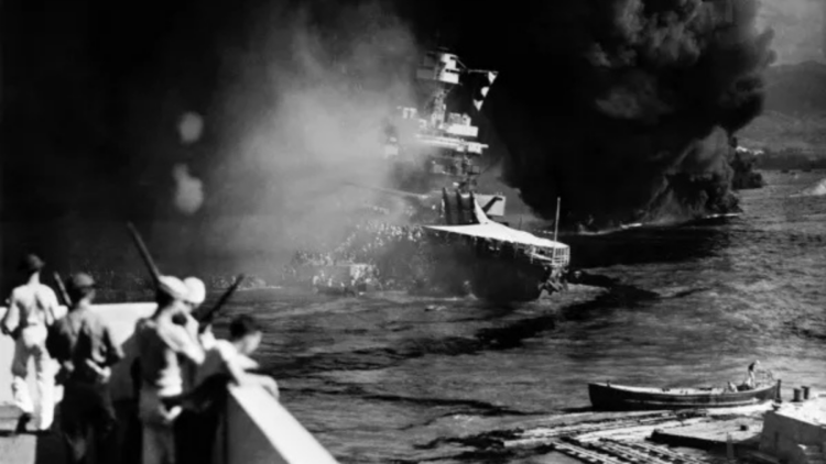 Declaração de Trump sobre Pearl Harbor repercute no Japão, com críticas e tentativa de minimizar impacto diplomático.