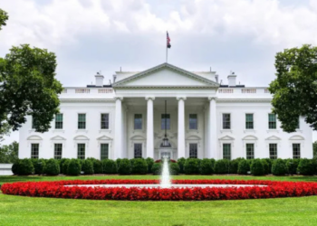 Estados Unidos revogam visto da embaixadora do Brasil em Washington em meio a uma crise diplomática.