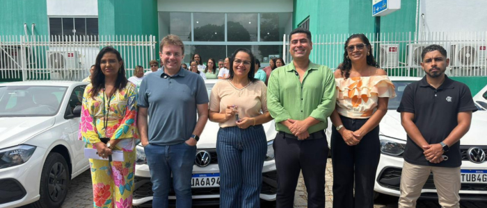 Prefeitura de Carapebus entrega quatro novos veículos para a rede municipal de saúde, reforçando o atendimento das UBS e equipes da Estratégia Saúde da Família.