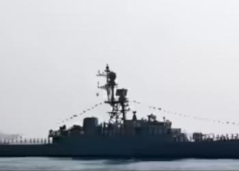 Submarino dos Estados Unidos afunda fragata iraniana no Oceano Índico