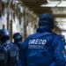 GAECO do Ministério Público do Rio realiza operação contra organização criminosa ligada ao bicheiro Rogério de Andrade e denuncia policiais envolvidos no esquema.