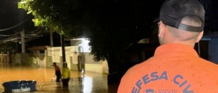 Prefeitura de Rio das Ostras decreta Situação de Emergência após temporais que acumularam 190 mm em 24 horas. Chuvas causaram alagamentos e prejuízos à infraestrutura.