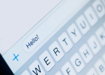 WhatsApp cria contas supervisionadas por pais para crianças menores de 13 anos.