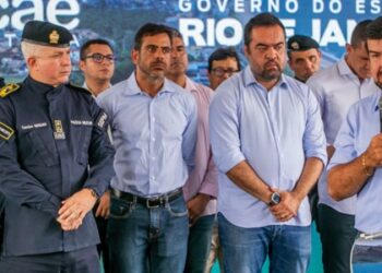 Macaé lança pedra fundamental do Batalhão Rodoviário e recebe 20 viaturas blindadas.