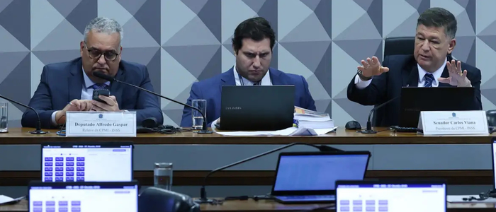 Integrantes da CPI Mista do INSS acionam o STF para pedir prorrogação de 120 dias nas investigações sobre fraudes no instituto. Mandato atual termina em 28 de março.