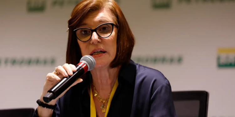 Plano da Petrobras pode eliminar dependência externa de diesel no Brasil