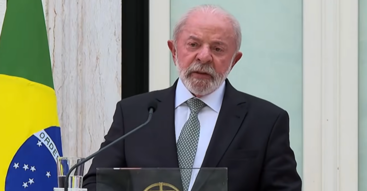 Em Lisboa, Lula defende reforma da ONU e faz crítica irônica a Trump