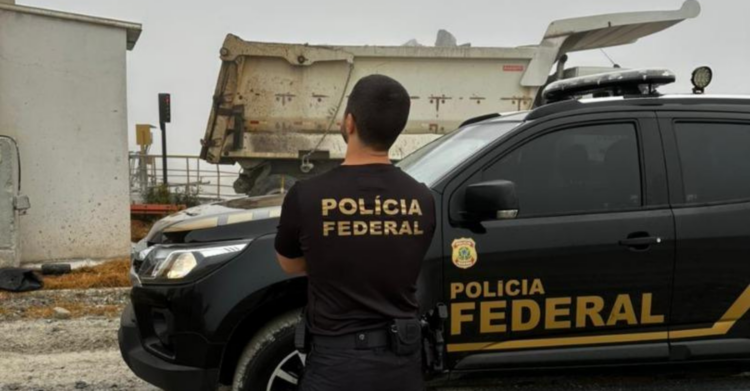 Forças de segurança cumprem mandados em investigações relacionadas a ataques contra o sistema democrático