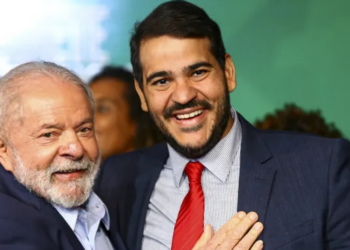 Lula indica Jorge Messias para o STF. Nome será analisado pelo Senado antes da posse.