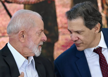 Mercado e bastidores políticos reagem a possível cenário alternativo com Haddad em 2026