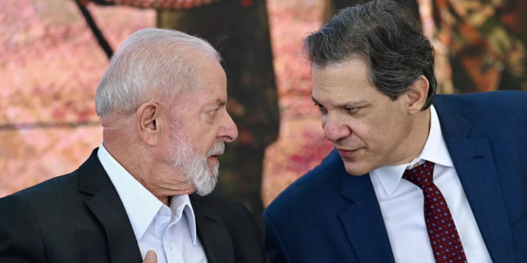 Mercado e bastidores políticos reagem a possível cenário alternativo com Haddad em 2026