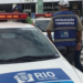 Operação no Galeão e Santos Dumont prende motorista e reboca veículos irregulares.