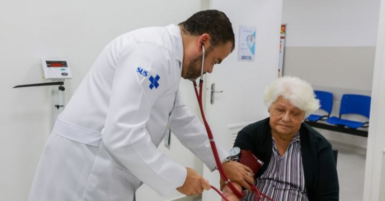 Crescimento do VSR no Brasil acende alerta. Vírus já representa parcela relevante dos casos graves respiratórios.