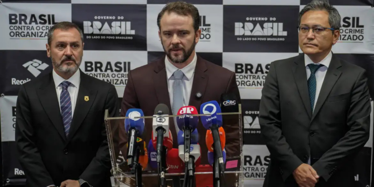 Parceria entre Brasil e EUA amplia troca de dados contra crime organizado transnacional
