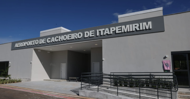 Aeroporto de Cachoeiro de Itapemirim após reforma e ampliação que modernizou a infraestrutura.
📸Reprodução / Governo do Espírito Santo / Divulgação