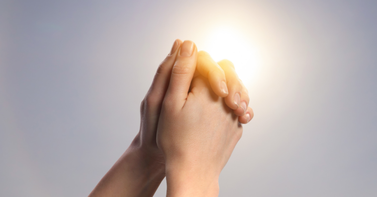 Jovens lideram crescimento de pessoas sem religião no país.