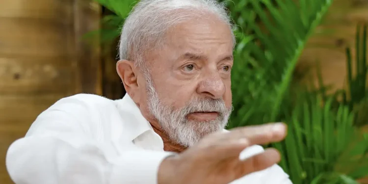Presidente critica venda de gás acima da tabela e promete cancelar leilão