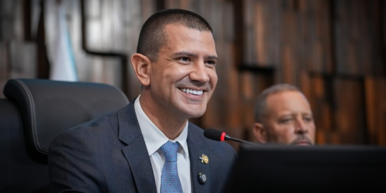 Partido aciona STF e amplia crise política no Rio.