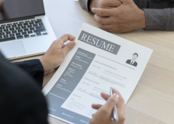 Oportunidades são para estudantes do ensino superior.