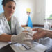Ação oferece testes rápidos de HIV e ISTs.