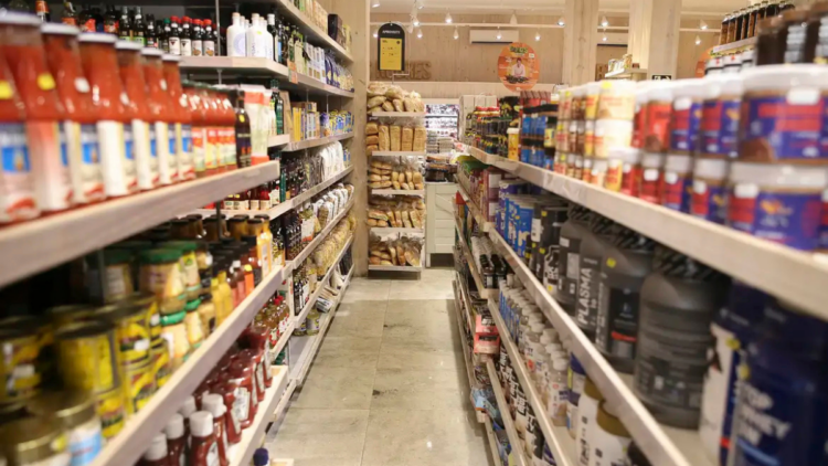 Governo federal reajusta auxílio-alimentação para servidores públicos para R$ 1.192 e ajusta outros benefícios como assistência pré-escolar e saúde suplementar.